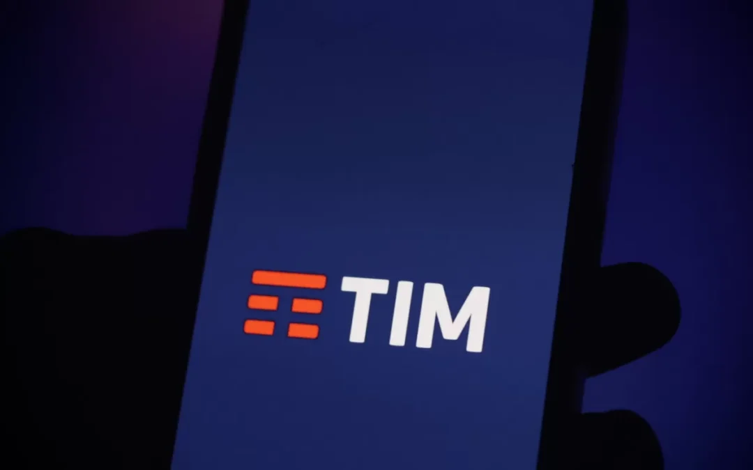 TIM tem lucro de R$ 4,3 bilhões em 2025, alta de 37,4%