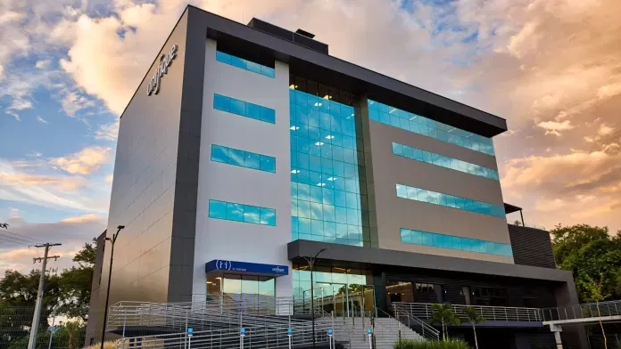 Unifique avança no Paraná com nova subsidiária e aquisição de provedor