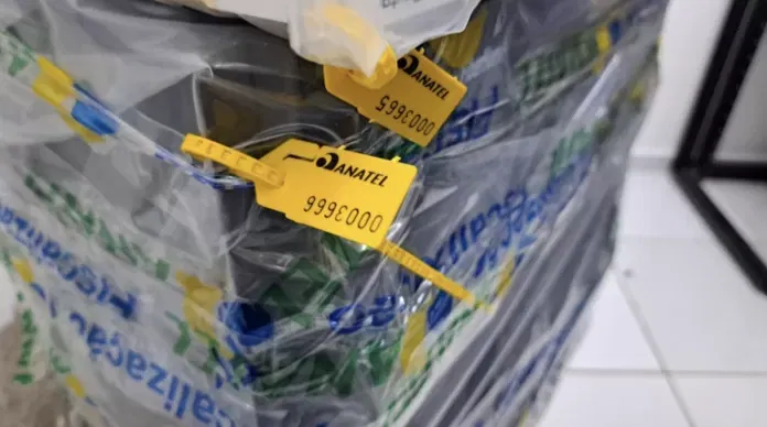 Anatel faz operação nacional contra banda larga clandestina; seis pessoas são presas